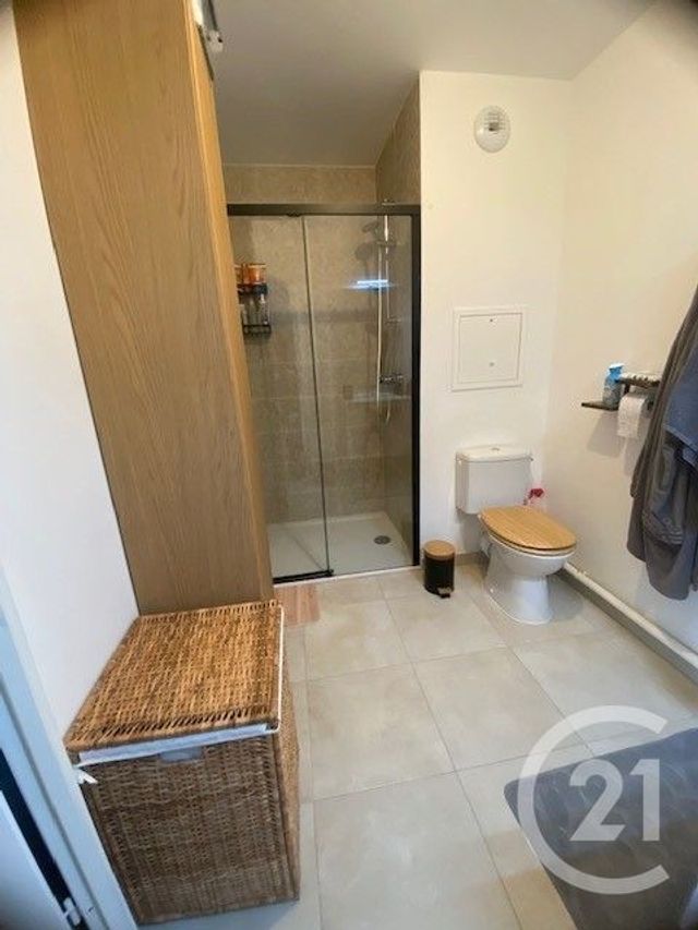 Appartement à louer - 2 pièces - 40.33 m2 - PERSAN - 95 - ILE-DE-FRANCE - Century 21 Osmose