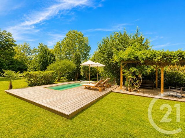 maison à vendre - 7 pièces - 176.0 m2 - NESLES LA VALLEE - 95 - ILE-DE-FRANCE - Century 21 Osmose
