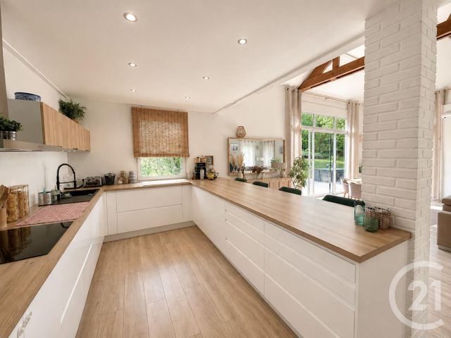 maison à vendre - 7 pièces - 176.0 m2 - NESLES LA VALLEE - 95 - ILE-DE-FRANCE - Century 21 Osmose