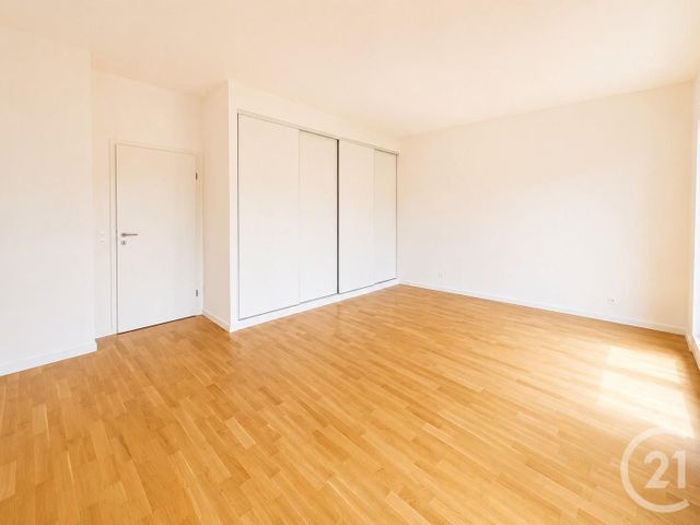Appartement à louer - 3 pièces - 65.76 m2 - L ISLE ADAM - 95 - ILE-DE-FRANCE - Century 21 Osmose