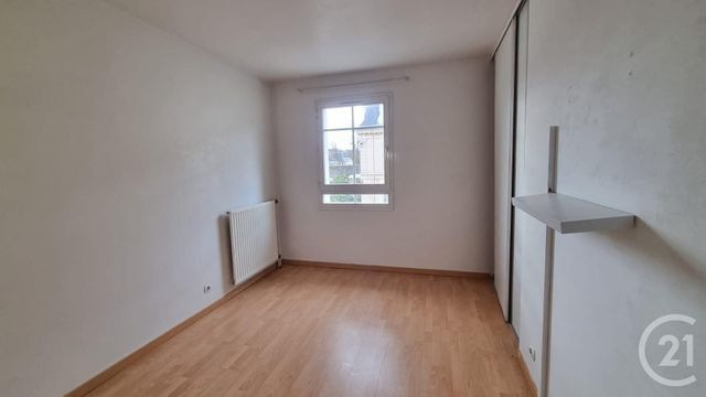 Appartement à louer - 2 pièces - 43.73 m2 - L ISLE ADAM - 95 - ILE-DE-FRANCE - Century 21 Osmose