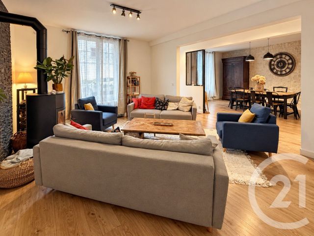 maison à vendre - 7 pièces - 175.9 m2 - NESLES LA VALLEE - 95 - ILE-DE-FRANCE - Century 21 Osmose