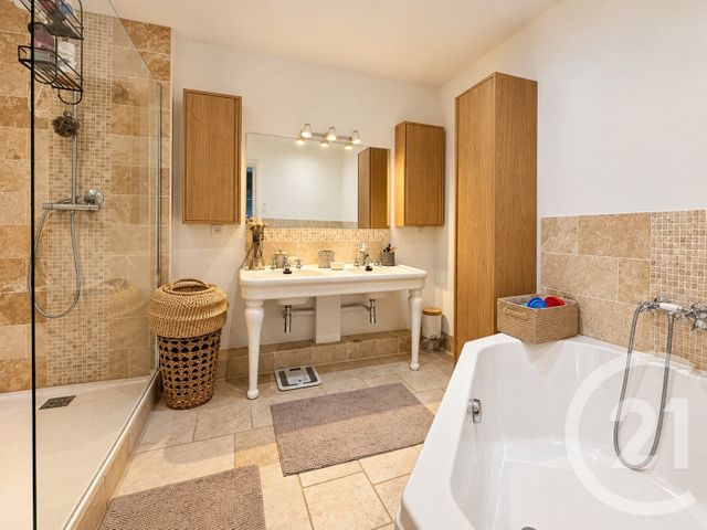 maison à vendre - 7 pièces - 175.9 m2 - NESLES LA VALLEE - 95 - ILE-DE-FRANCE - Century 21 Osmose