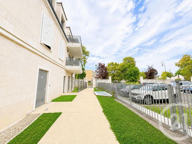 Appartement à vendre - 3 pièces - 62.12 m2 - L ISLE ADAM - 95 - ILE-DE-FRANCE - Century 21 Osmose