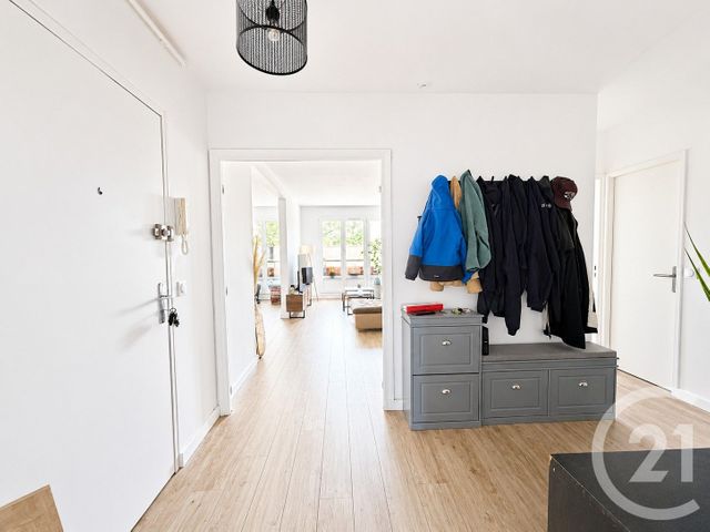 Appartement F4 à vendre - 4 pièces - 80.0 m2 - L ISLE ADAM - 95 - ILE-DE-FRANCE - Century 21 Osmose