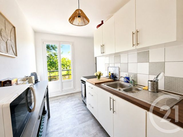 Appartement F4 à vendre - 4 pièces - 80.0 m2 - L ISLE ADAM - 95 - ILE-DE-FRANCE - Century 21 Osmose