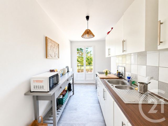 Appartement F4 à vendre - 4 pièces - 80.0 m2 - L ISLE ADAM - 95 - ILE-DE-FRANCE - Century 21 Osmose
