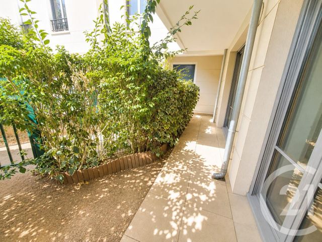 Appartement F2 à vendre - 2 pièces - 42.64 m2 - L ISLE ADAM - 95 - ILE-DE-FRANCE - Century 21 Osmose