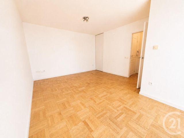 Appartement F2 à vendre - 2 pièces - 42.64 m2 - L ISLE ADAM - 95 - ILE-DE-FRANCE - Century 21 Osmose