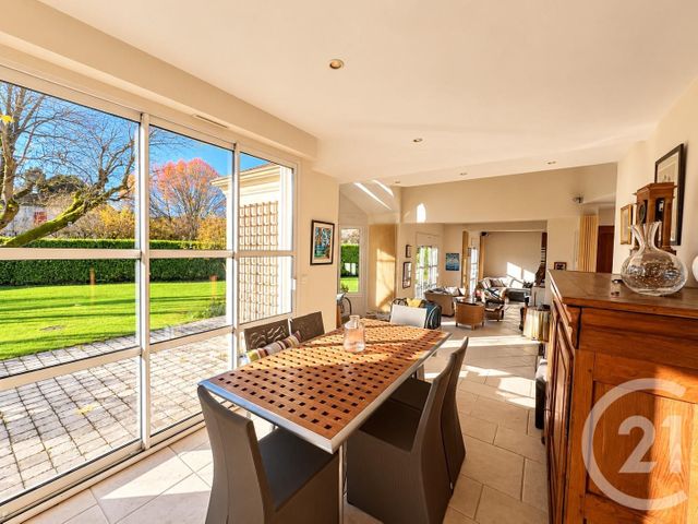 maison à vendre - 10 pièces - 232.0 m2 - NESLES LA VALLEE - 95 - ILE-DE-FRANCE - Century 21 Osmose