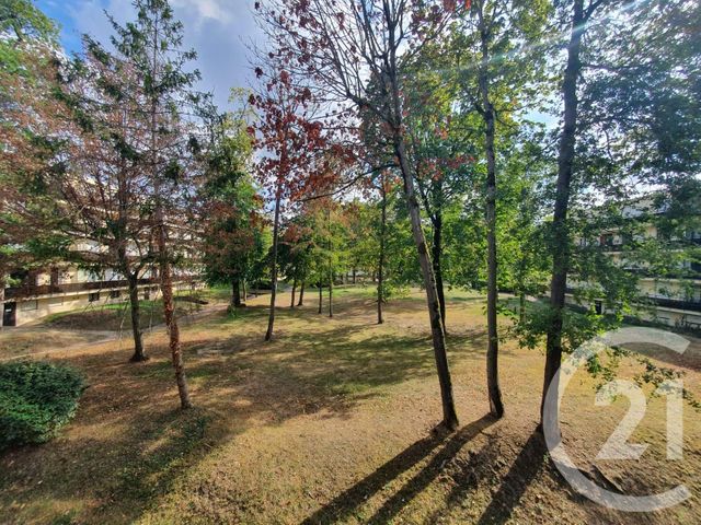 Appartement F3 à vendre - 3 pièces - 66.37 m2 - L ISLE ADAM - 95 - ILE-DE-FRANCE - Century 21 Osmose