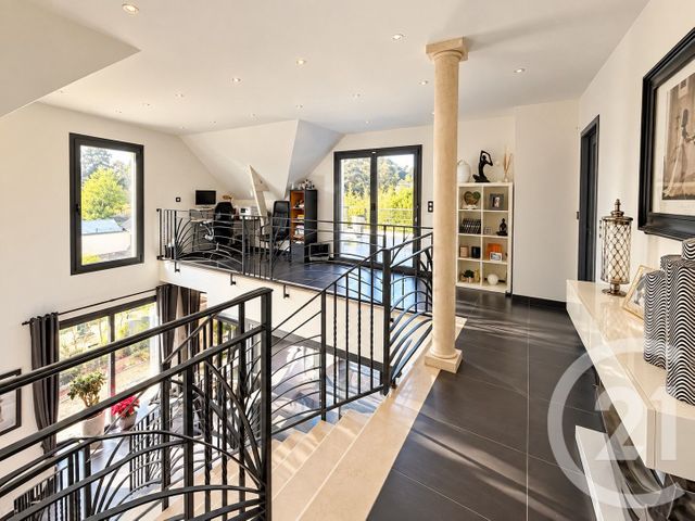 maison à vendre - 7 pièces - 224.88 m2 - CHAMPAGNE SUR OISE - 95 - ILE-DE-FRANCE - Century 21 Osmose