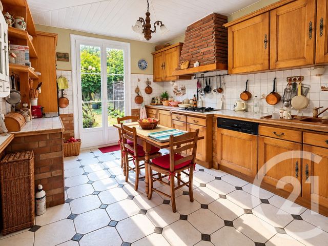 maison à vendre - 7 pièces - 196.95 m2 - CHAMPAGNE SUR OISE - 95 - ILE-DE-FRANCE - Century 21 Osmose